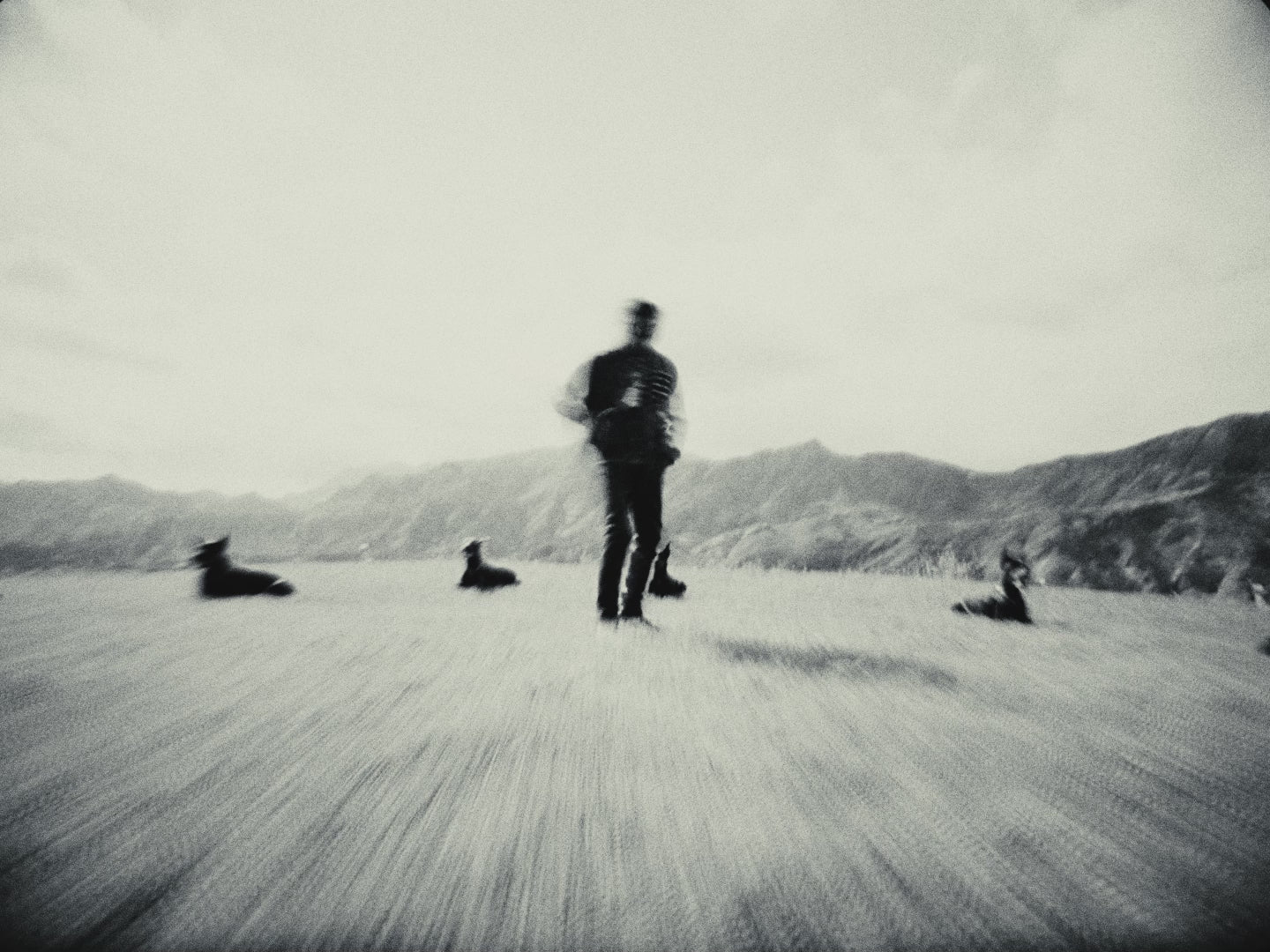 Slow shutter pack